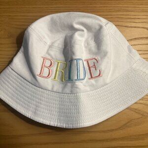 Bride bucket hat
